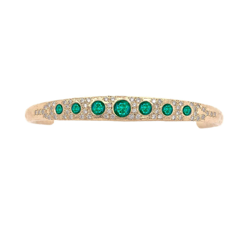 Queen Emerald Cuff with Pavé Diamonds Yellow Gold by Logan Hollowell Jewelry