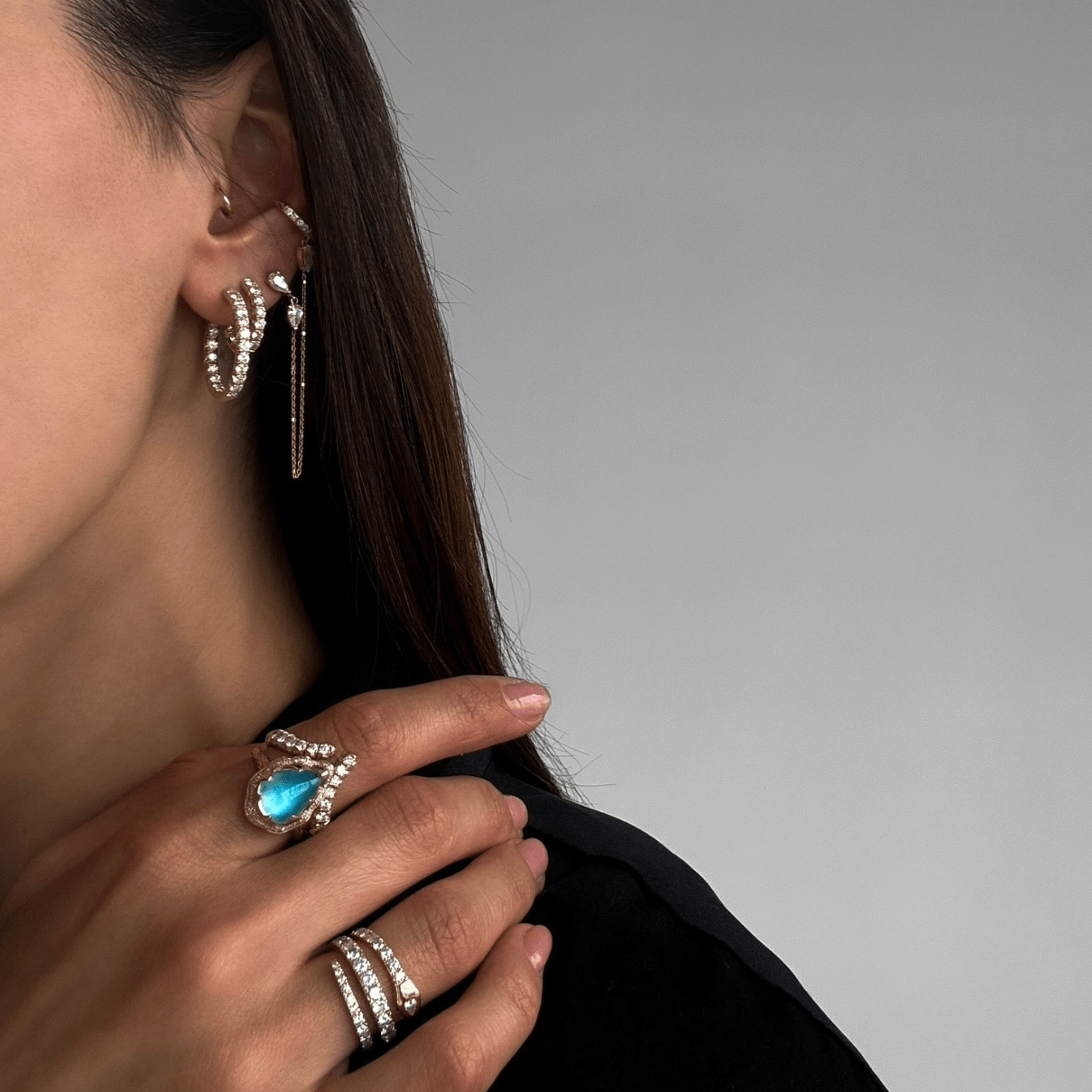 Queen Water Drop Blue Sheen Moonstone Ring with Full Pavé Halo Queen Water Drop Blue Sheen Moonstone Ring with Full Pavé Halo