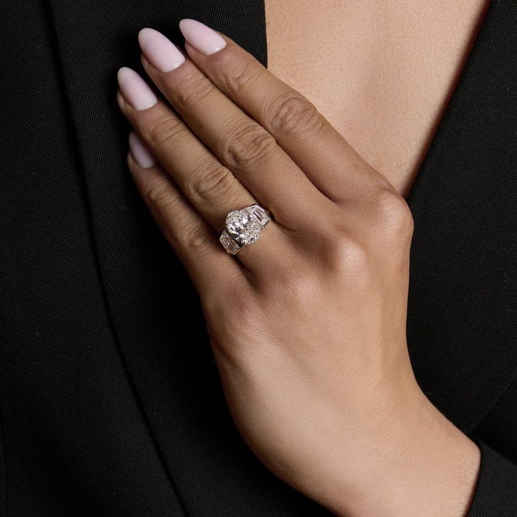 The Artemis Setting by Logan Hollowell Jewelry
