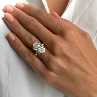 Cleo 6ct Center Stone (LAB) by Logan Hollowell Jewelry