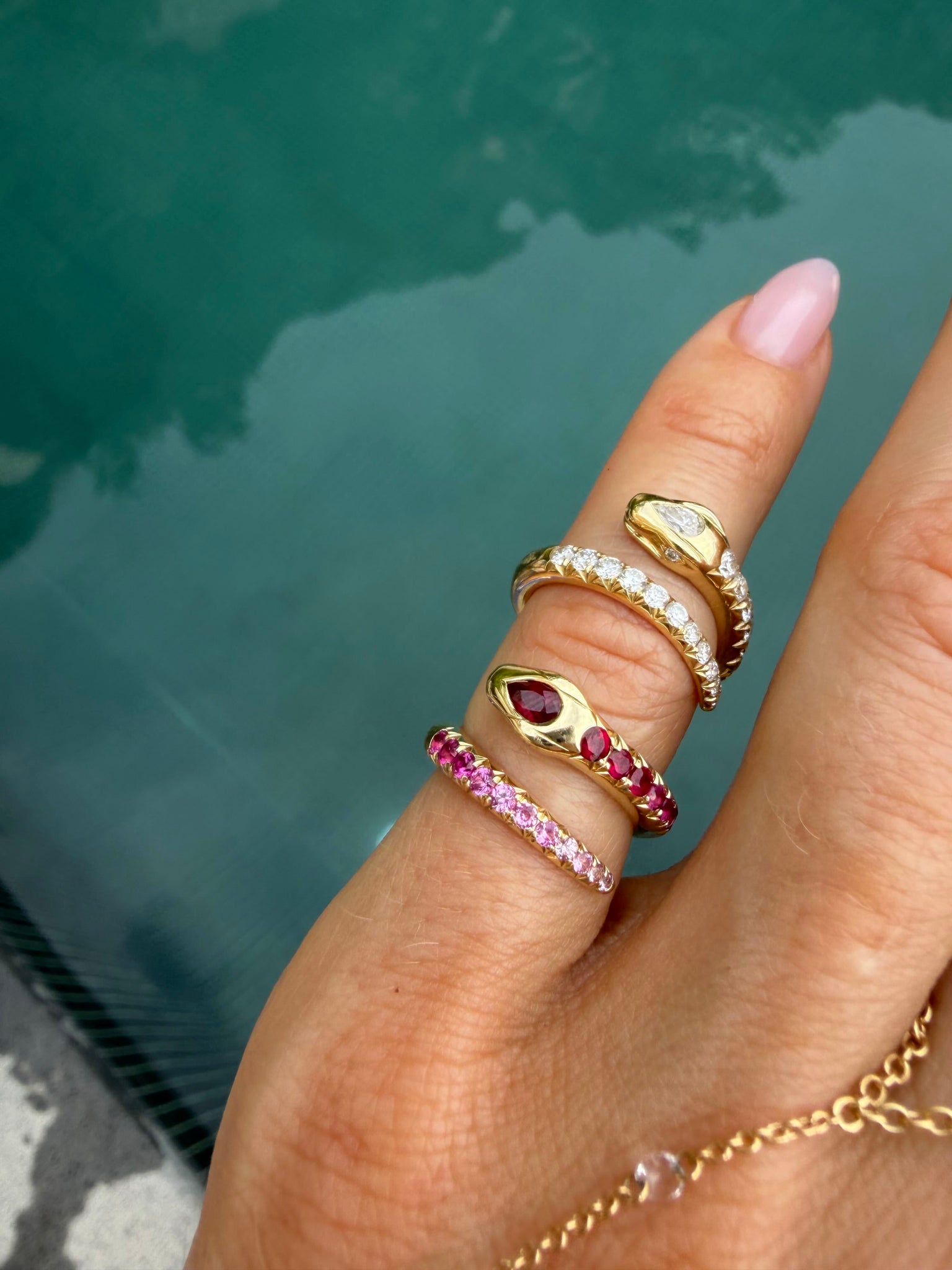 Kundalini Single Row Pink Sapphire Ombré Snake Coil Ring