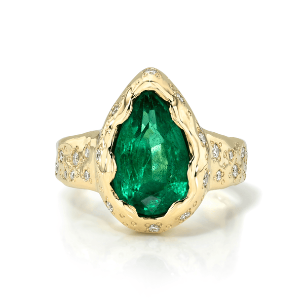 Classic River Queen Emerald Ring with Oracle Set Diamonds